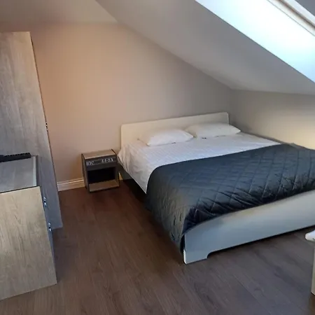 Apartment Unique Penthouse Near The Beach